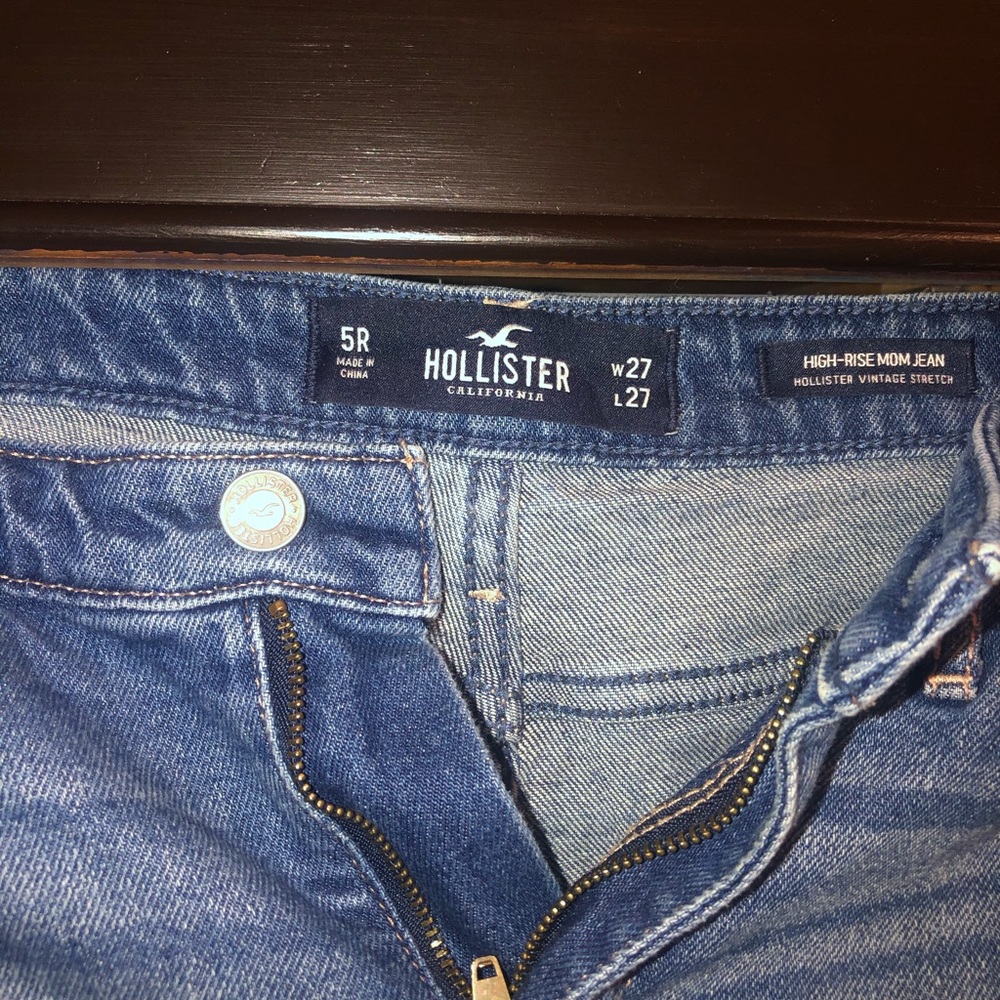 Hollister boyfriend jeans worn once